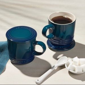 Brand New Le Creuset Agave Mugs with Lids